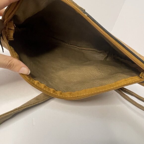 2 Purse Set Tote Handbag and Purse Bag CRACKER BARREL NEW w/oTAGS Faux Leather - Picture 4 of 8